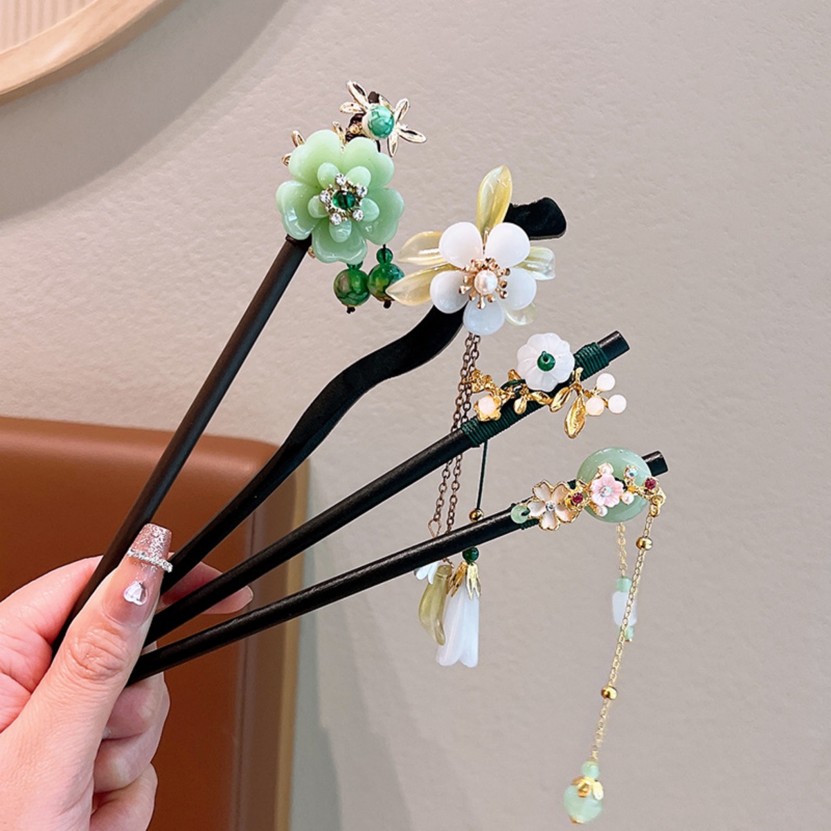 Nefis Çiçek Püskül Ahşap Firke - Supply Florist incelemesi ve fiyatı